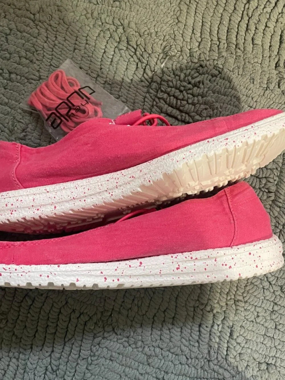 Hey Dude Wendy women’s Size 8 casual shoes Pink Coral NWT - Picture 6 of 7